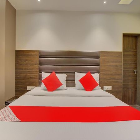 Oyo 35844 Hotel Lotus Residency Sāngli 外观 照片