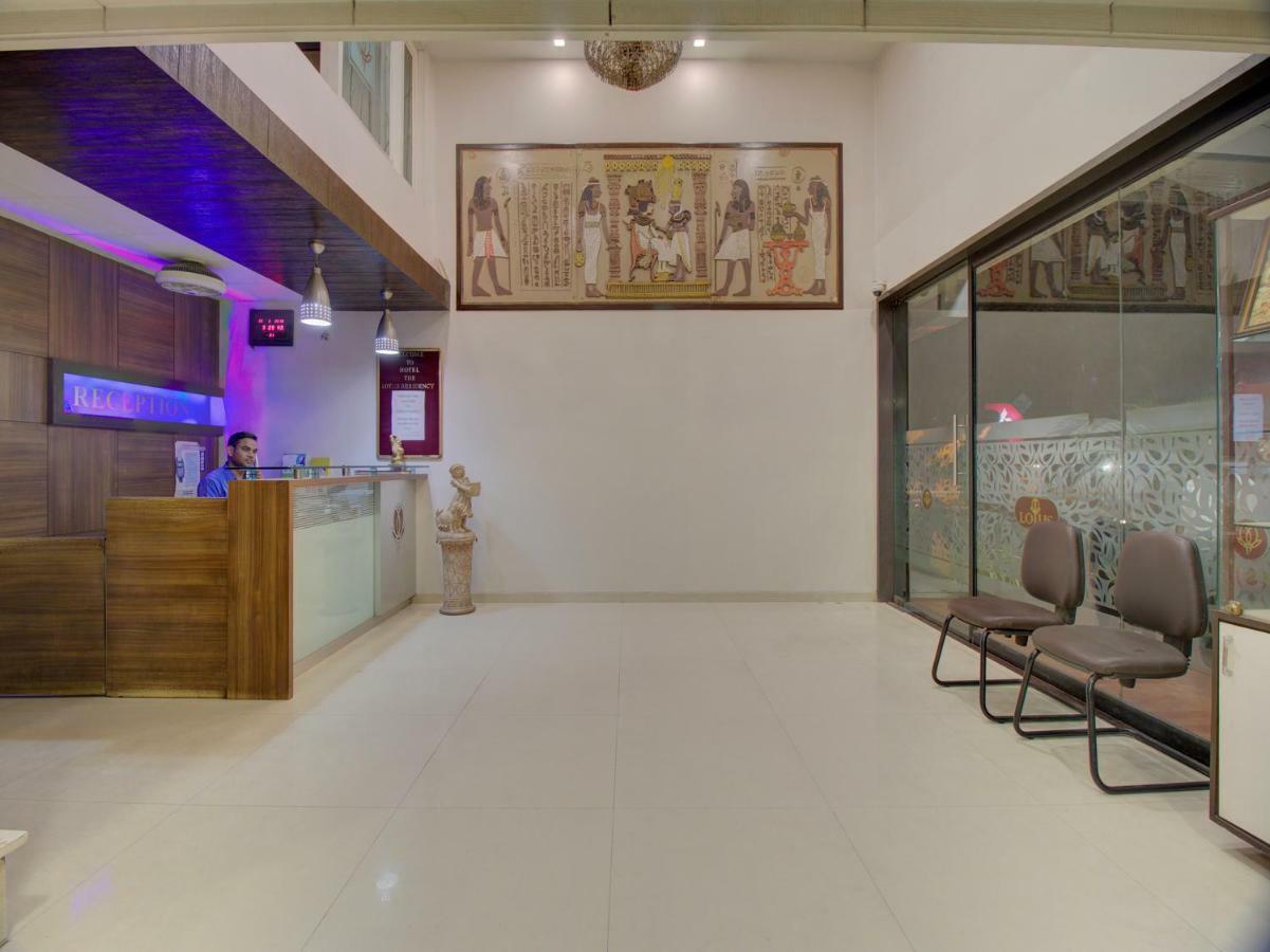 Oyo 35844 Hotel Lotus Residency Sāngli 外观 照片