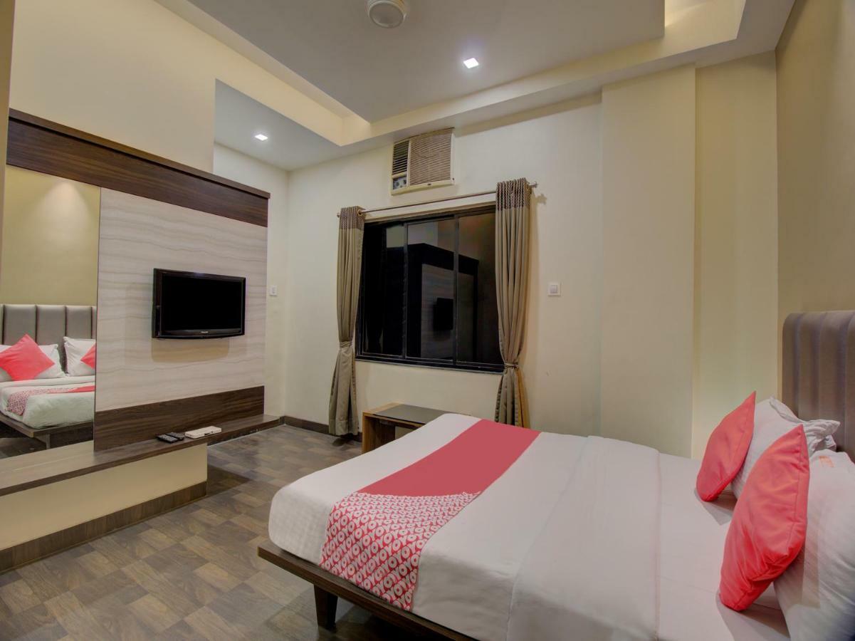 Oyo 35844 Hotel Lotus Residency Sāngli 外观 照片