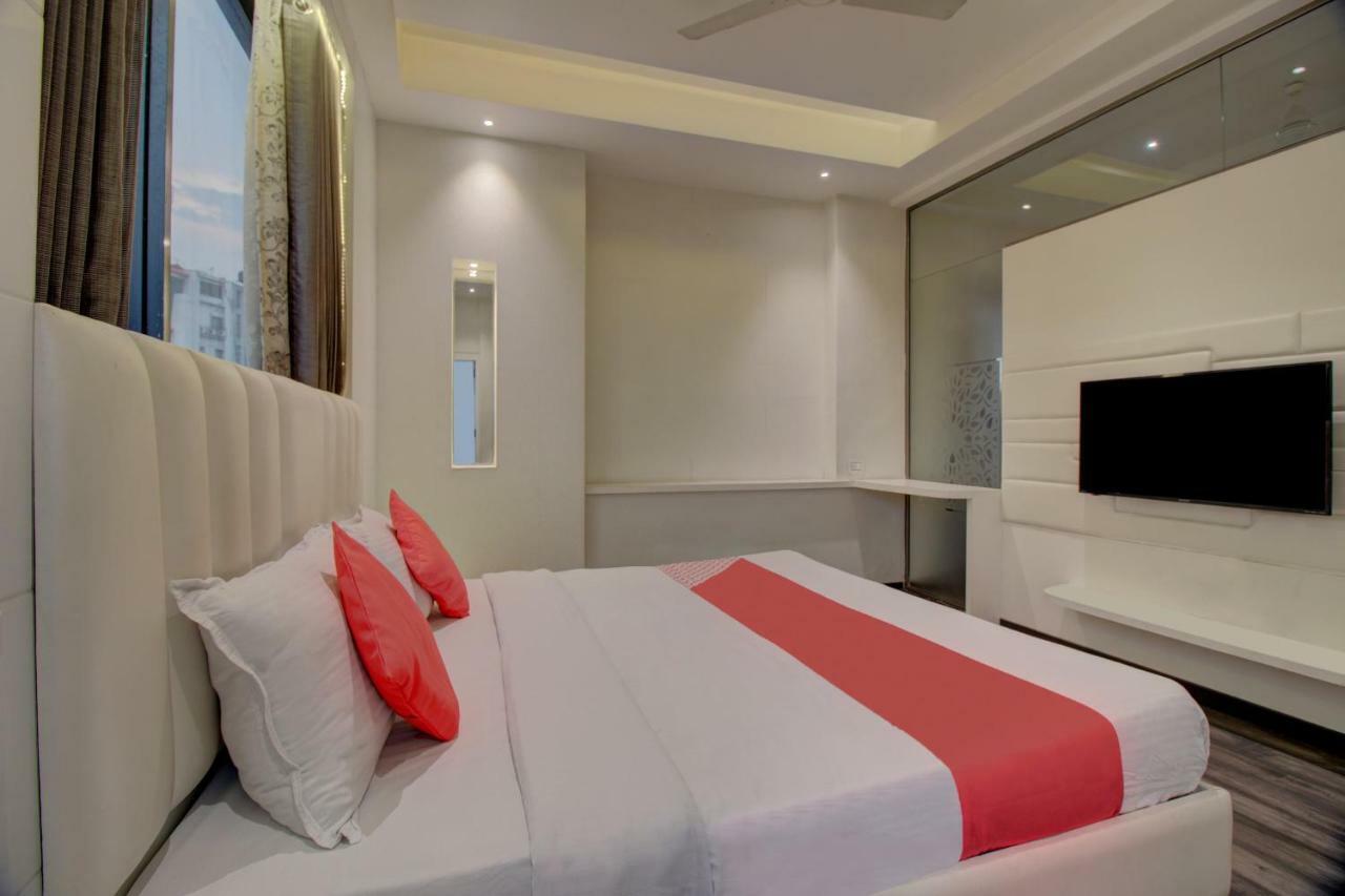 Oyo 35844 Hotel Lotus Residency Sāngli 外观 照片