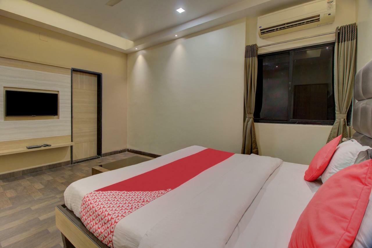 Oyo 35844 Hotel Lotus Residency Sāngli 外观 照片